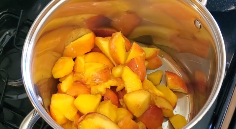 How to Modify Peach Peel Jelly Recipes